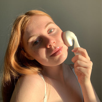 Petal™ 2 - Sonic Facial Cleansing Brush
